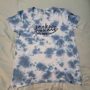 New Era Yankees Blue Tie-Dye Tee